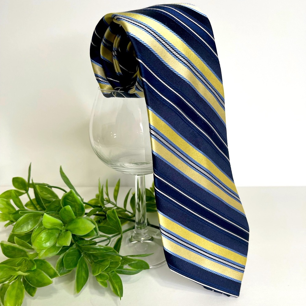 Bugatti Mens Tie Blue Yellow Stripes